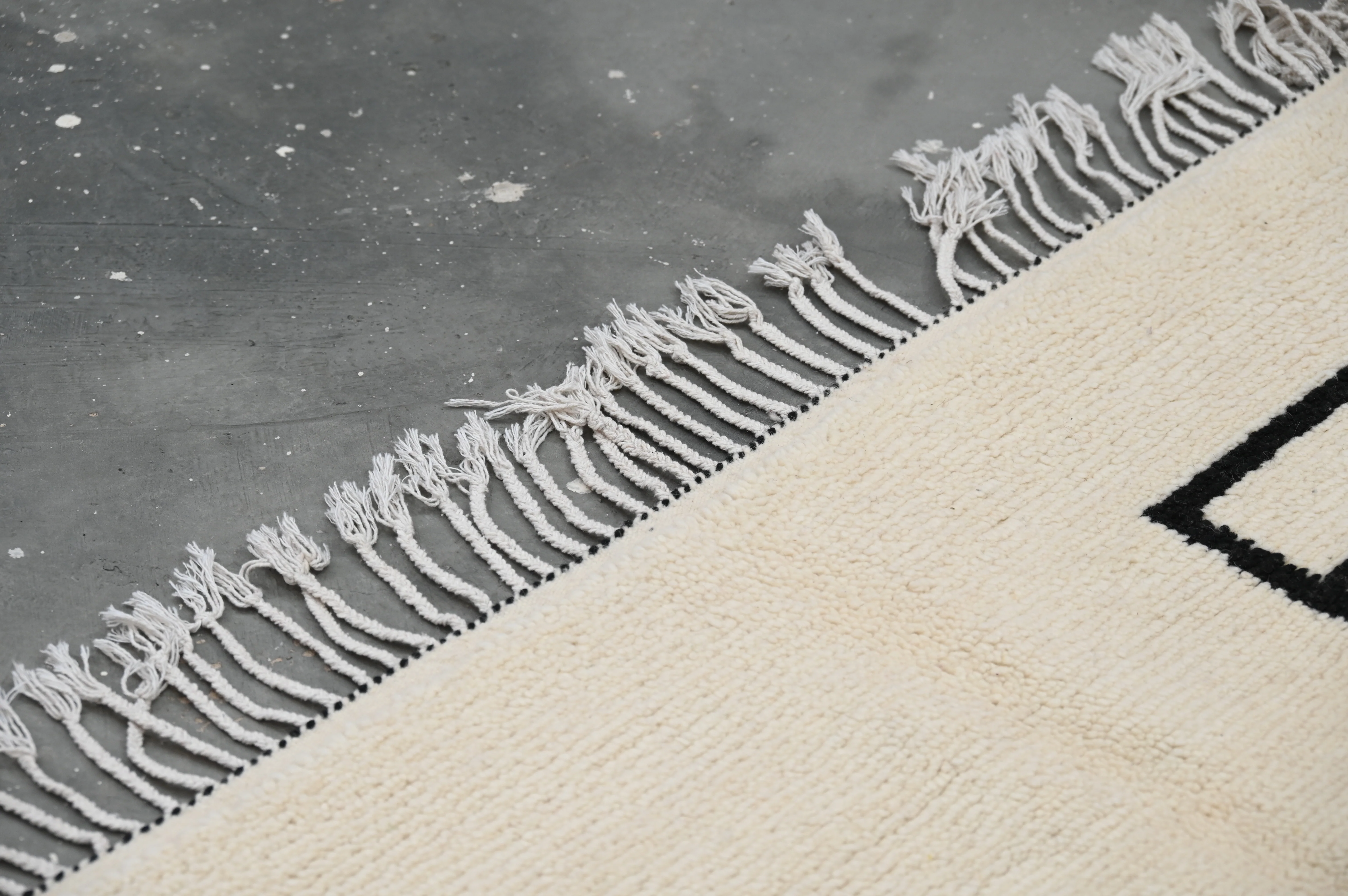 Beni Ouarain Rug, 250 x 150 cm, AZO-606 - Image 6