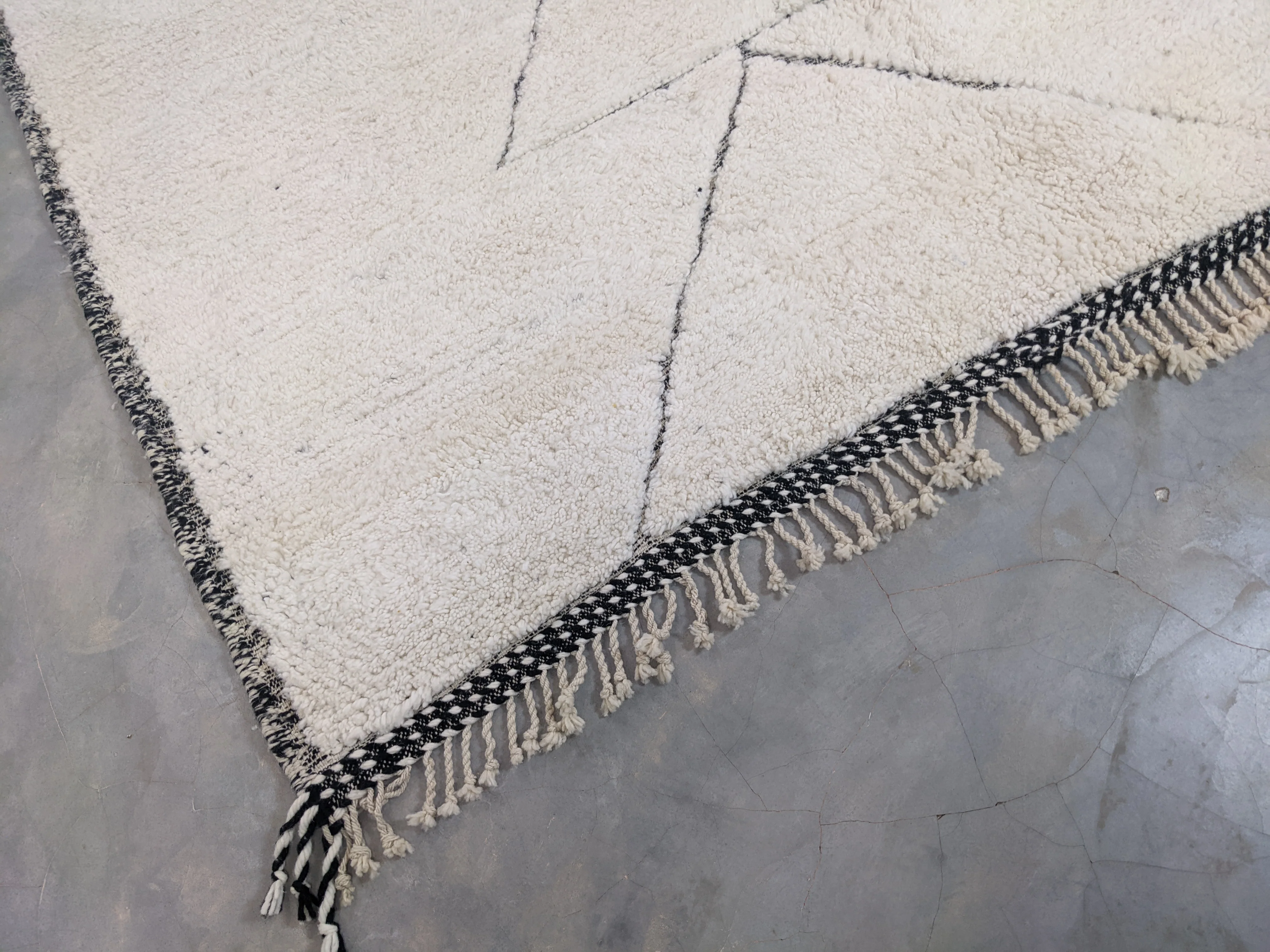 Beni Ouarain Rug – Pre-Order #282 - Image 4
