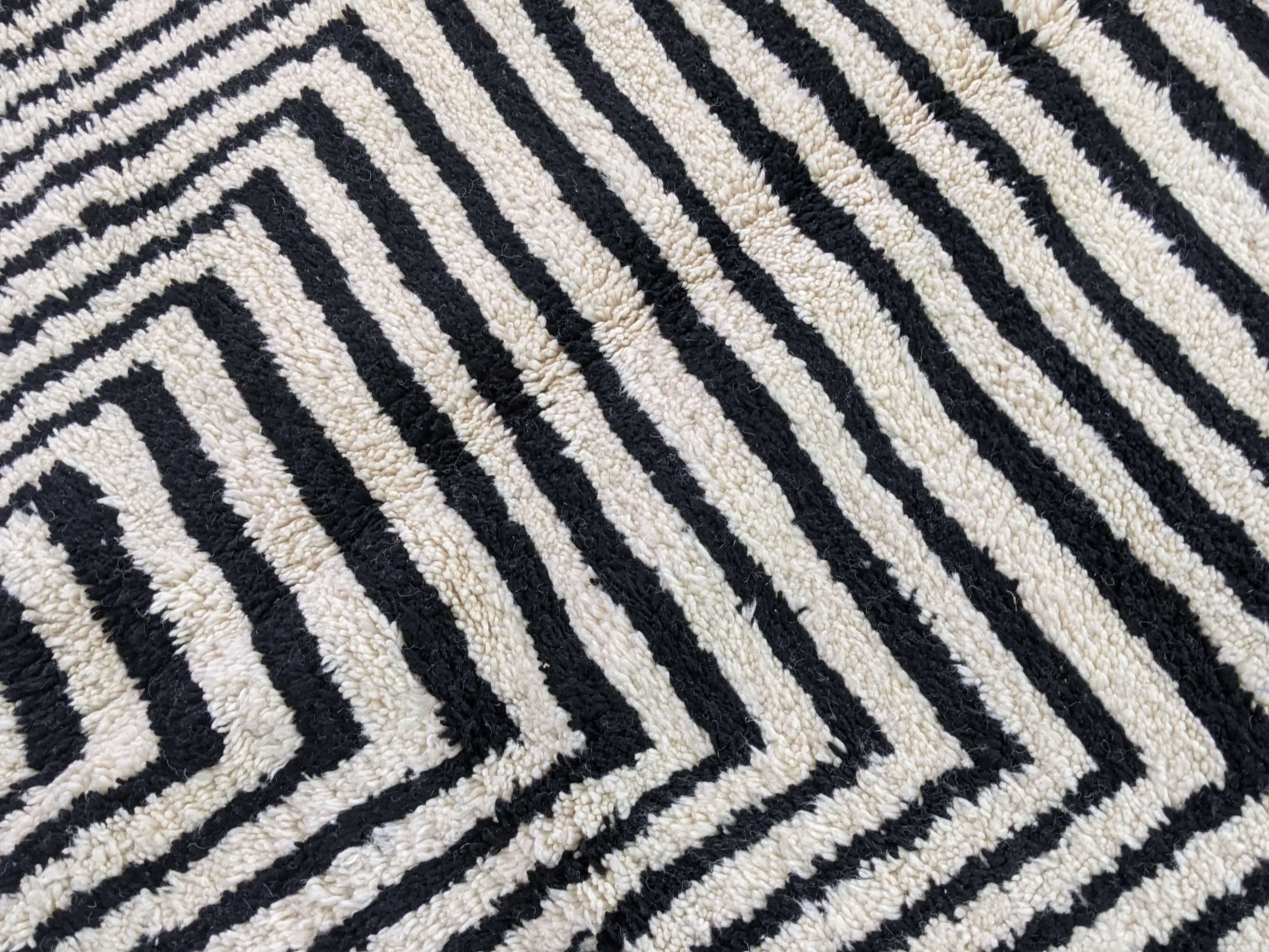 Beni Ouarain Rug – Pre-Order #G365 - Image 3