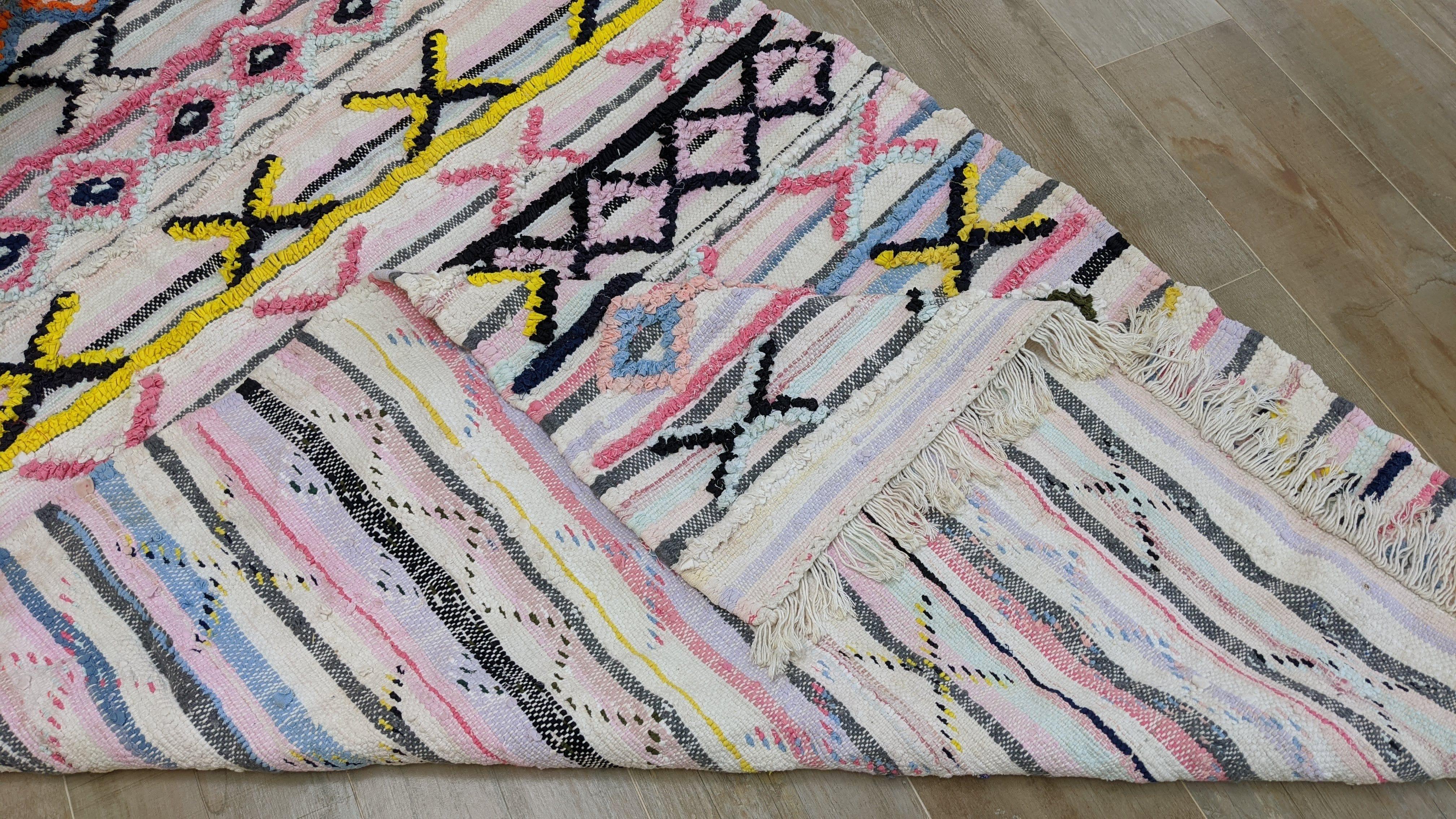 Boucherouite Rug, 215 x 125 cm || 7.05 x 4.1 feet - Image 12