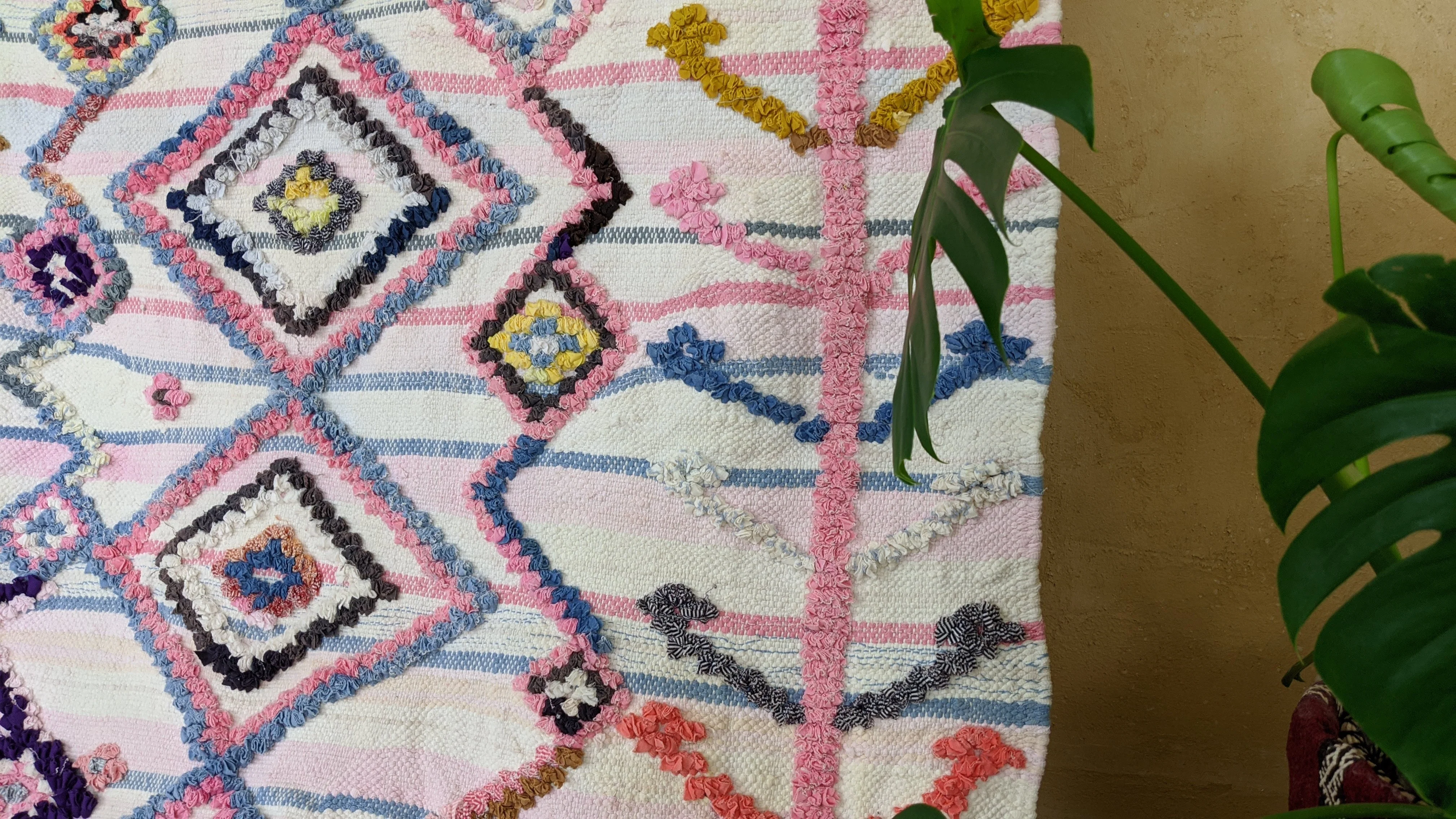 Boucherouite Rug, 225 x 125 cm || 7.38 x 4.1 feet - Image 3