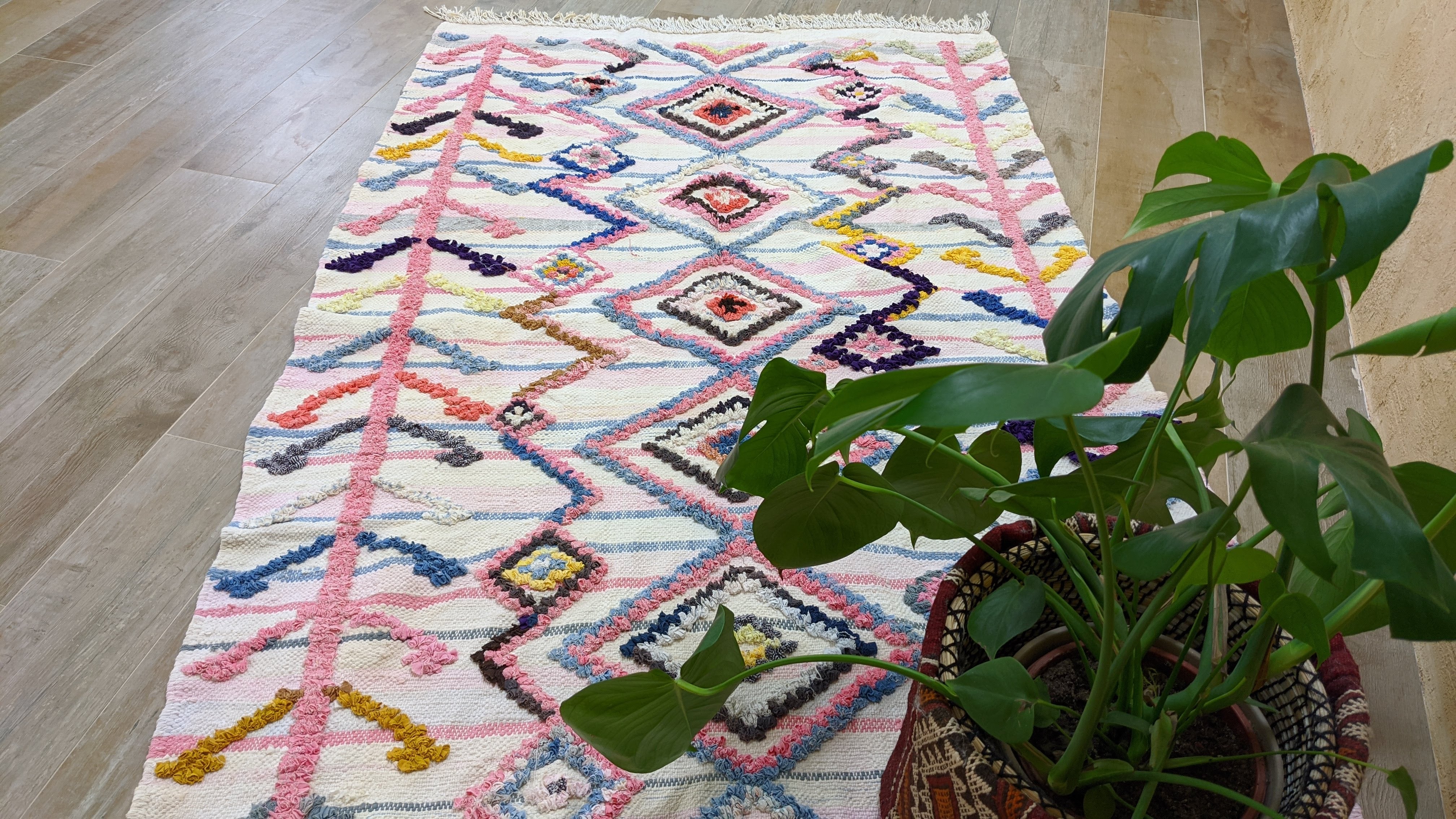 Boucherouite Rug, 225 x 125 cm || 7.38 x 4.1 feet - Image 5
