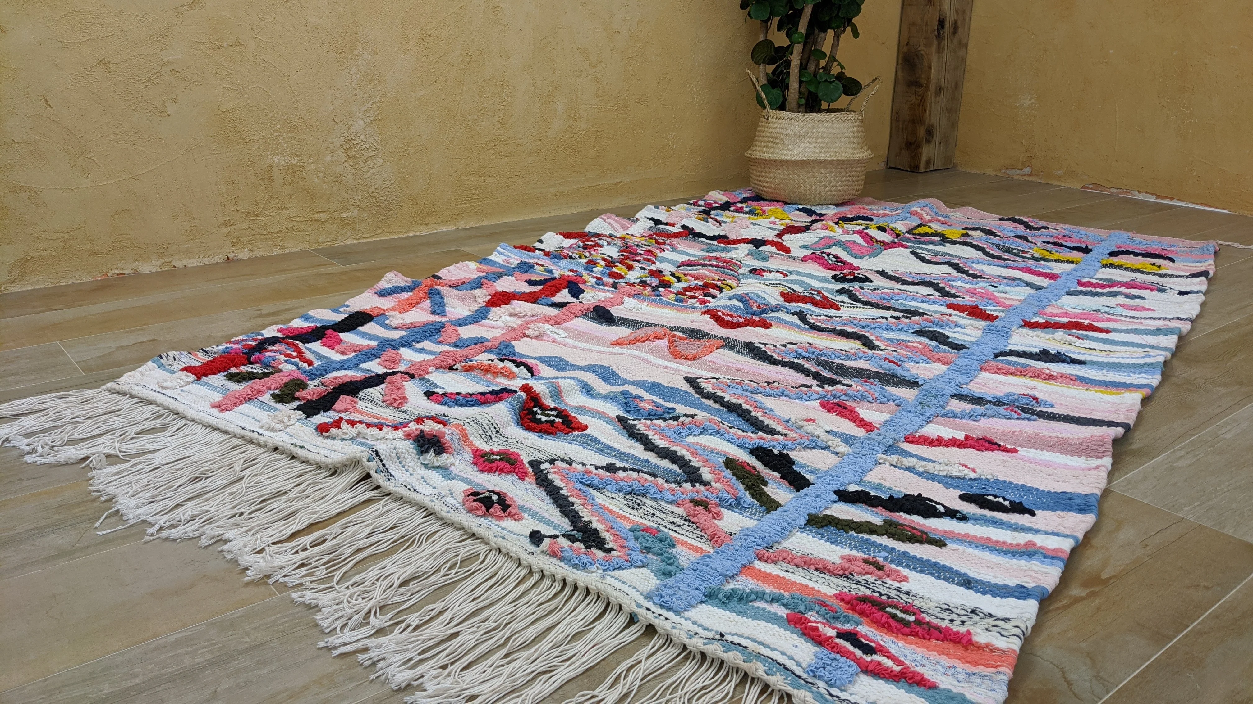 Boucherouite Rug, 230 x 133 cm || 7.55 x 4.36 feet - Image 5