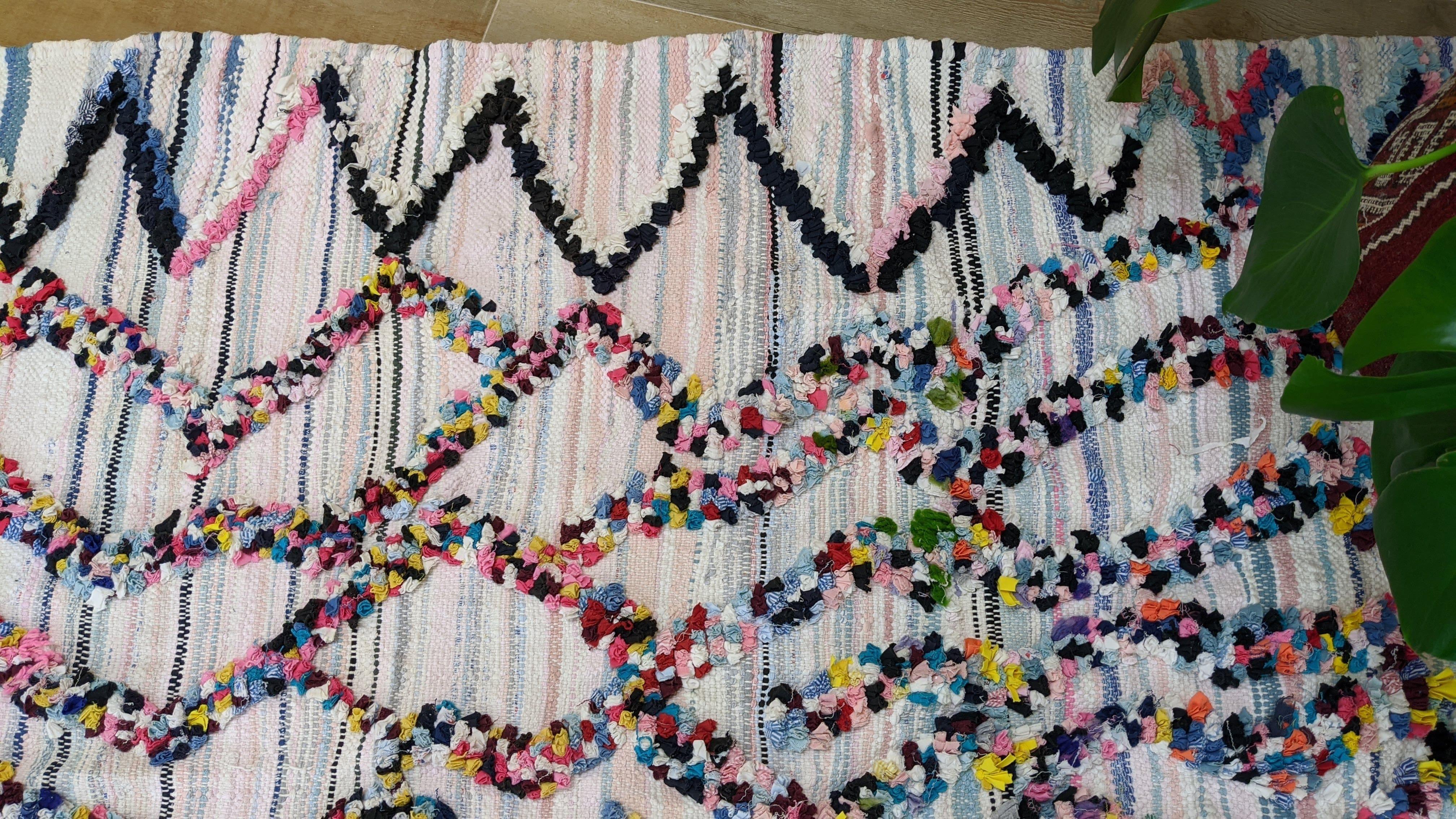 Boucherouite Rug, 240 x 127 cm || 7.87 x 4.17 feet - Image 7