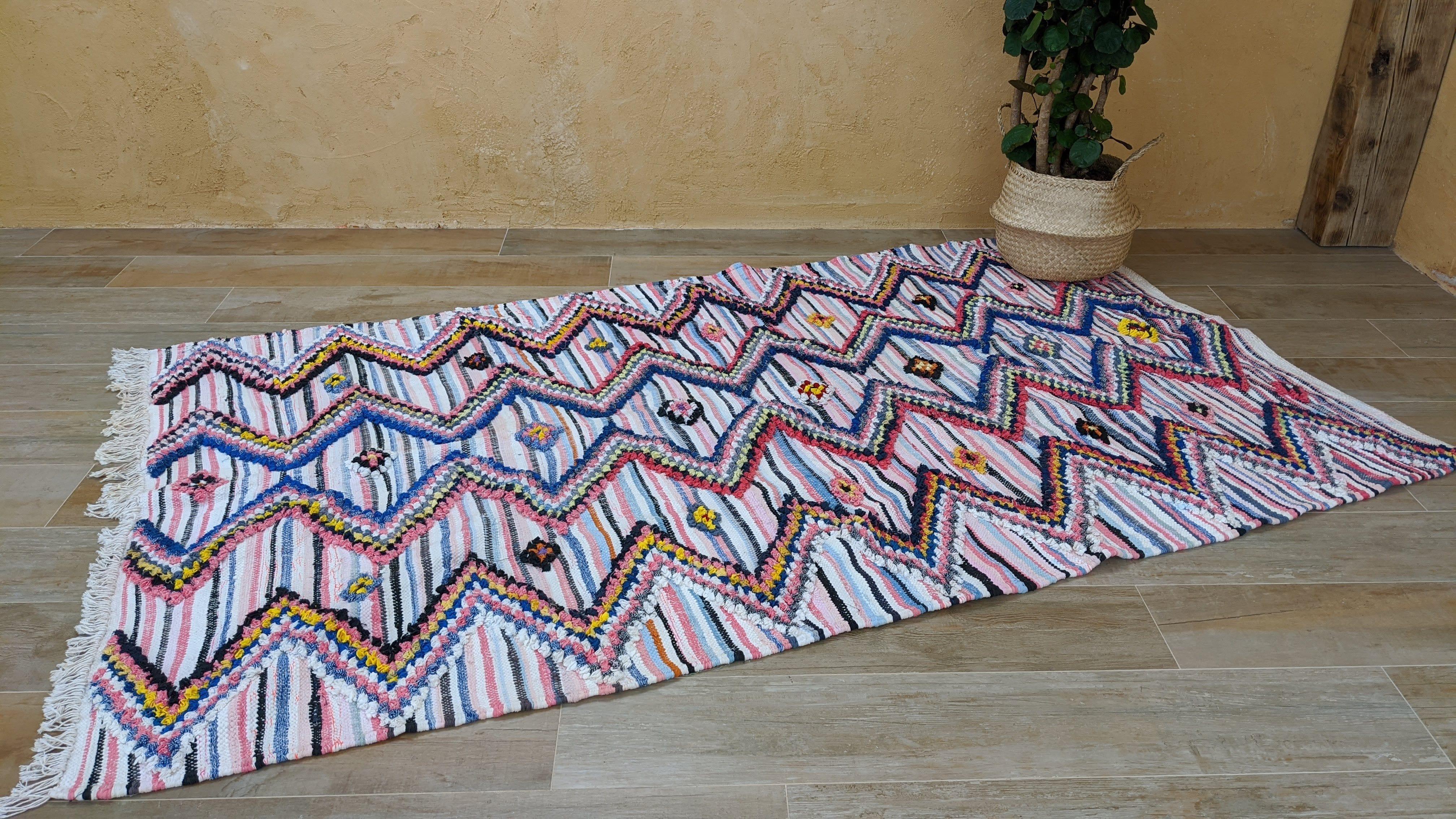 Boucherouite Rug, 245 x 135 cm || 8.04 x 4.43 feet - Image 5