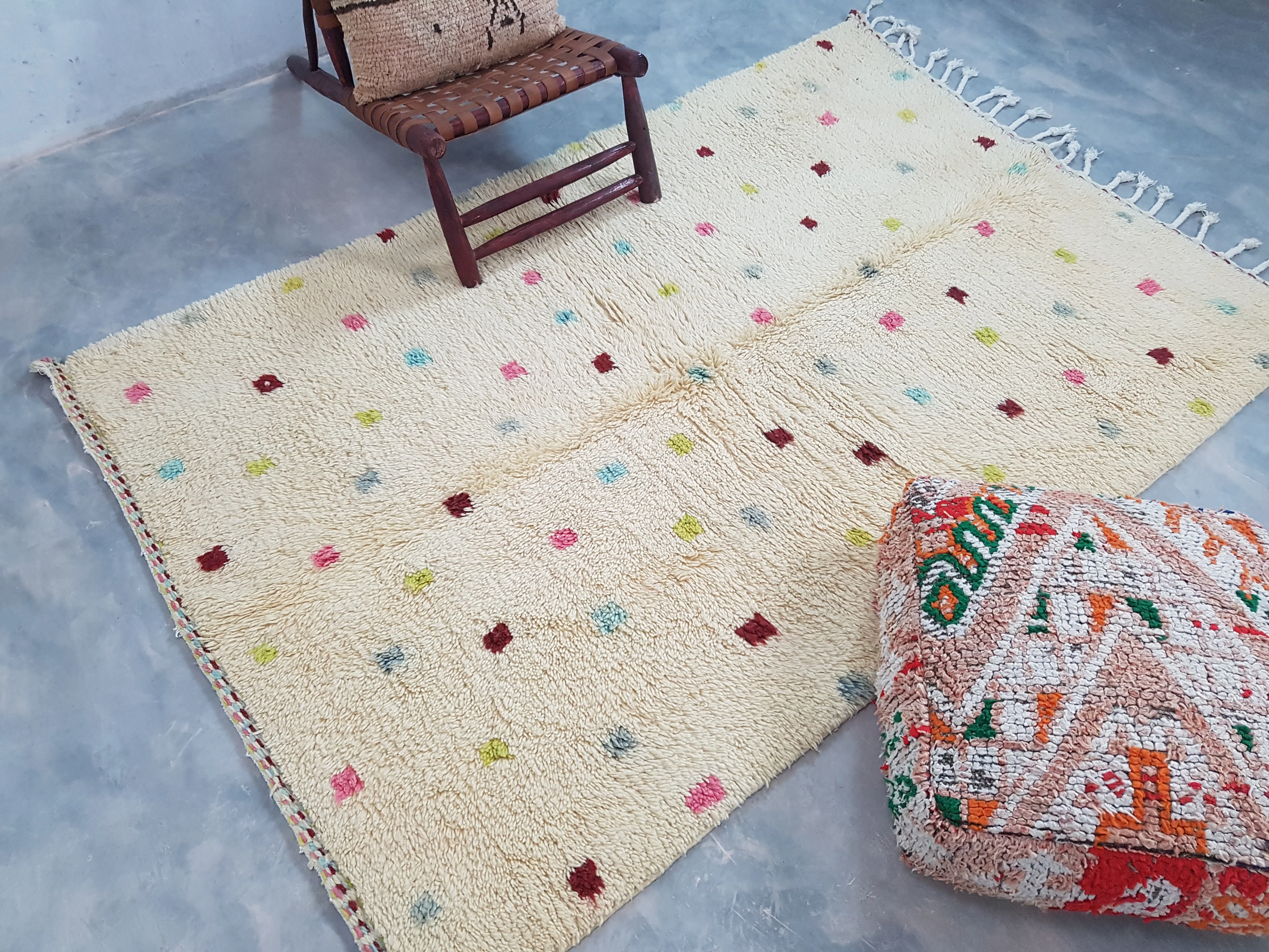 Handmade Azilal Rug, 230 x 150 cm || 7,55 x 4,92 feet,  AZ-118 - Image 3