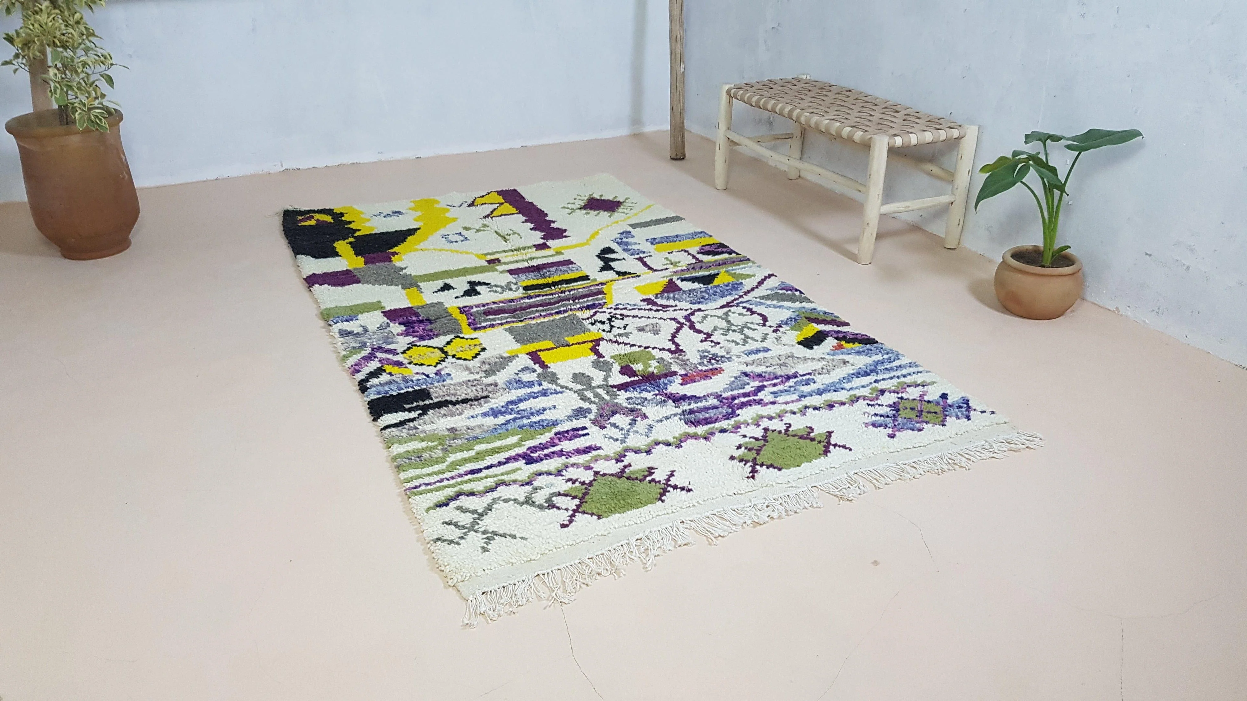 Handmade Azilal rug, 235 x 140 cm || 7.71 x 4.59 feet - Image 6
