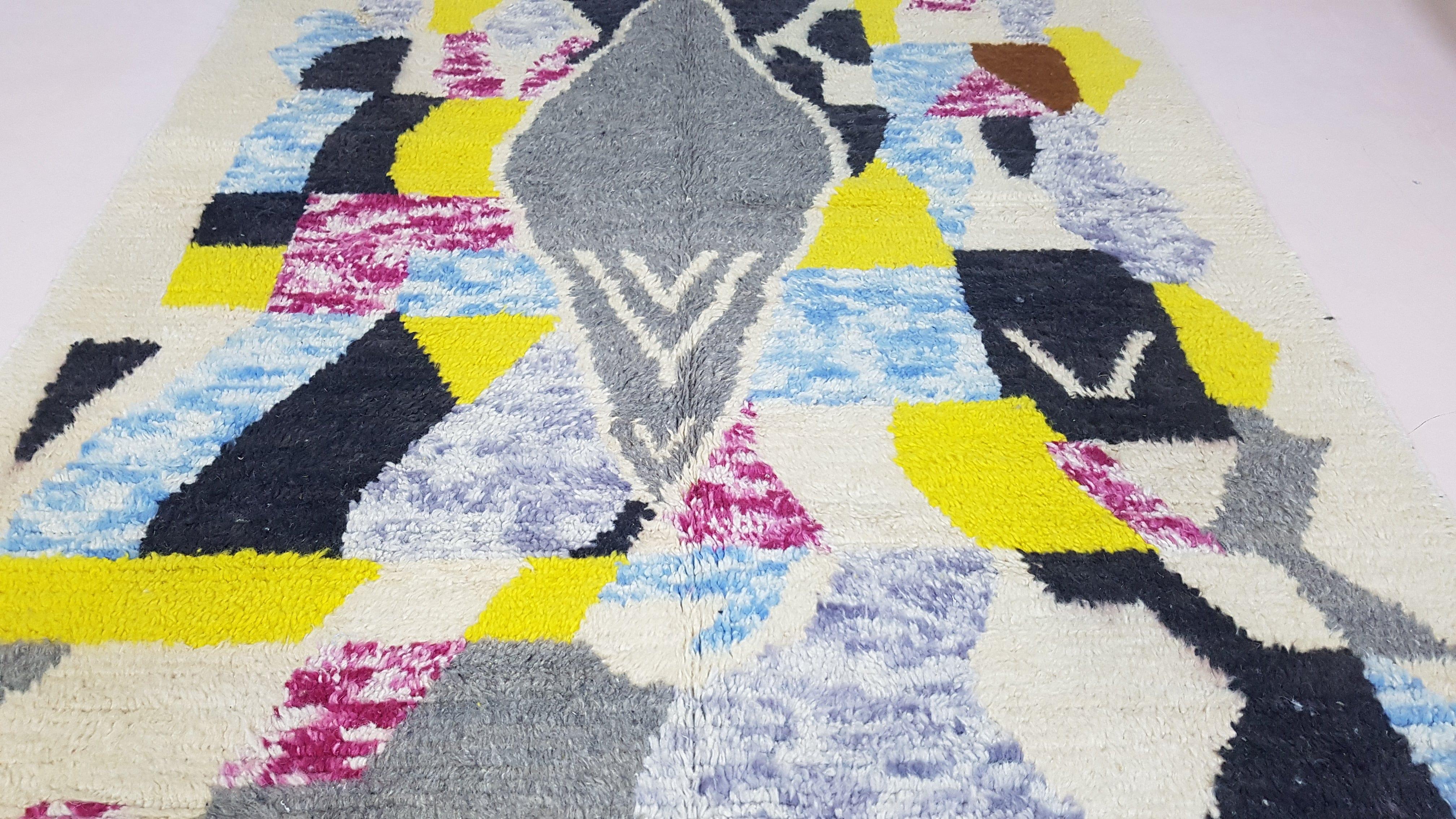 Handmade Azilal rug, 255 x 140 cm || 8.37 x 4.59 feet - Image 3