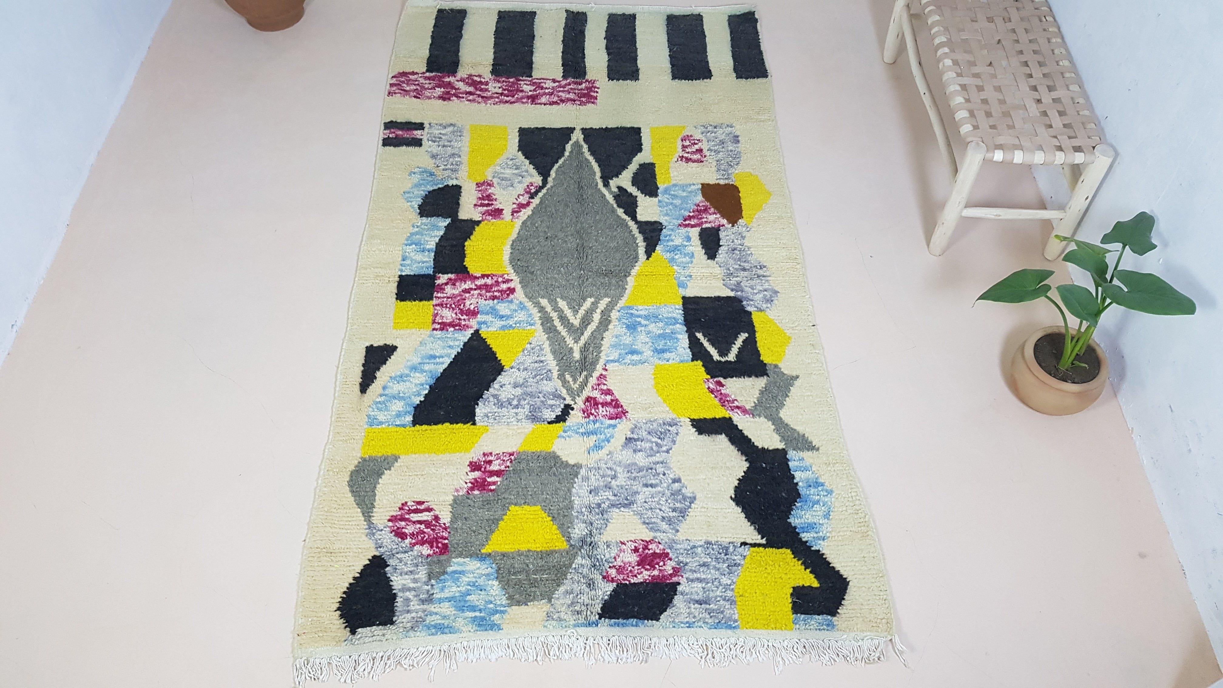 Handmade Azilal rug, 255 x 140 cm || 8.37 x 4.59 feet - Image 5