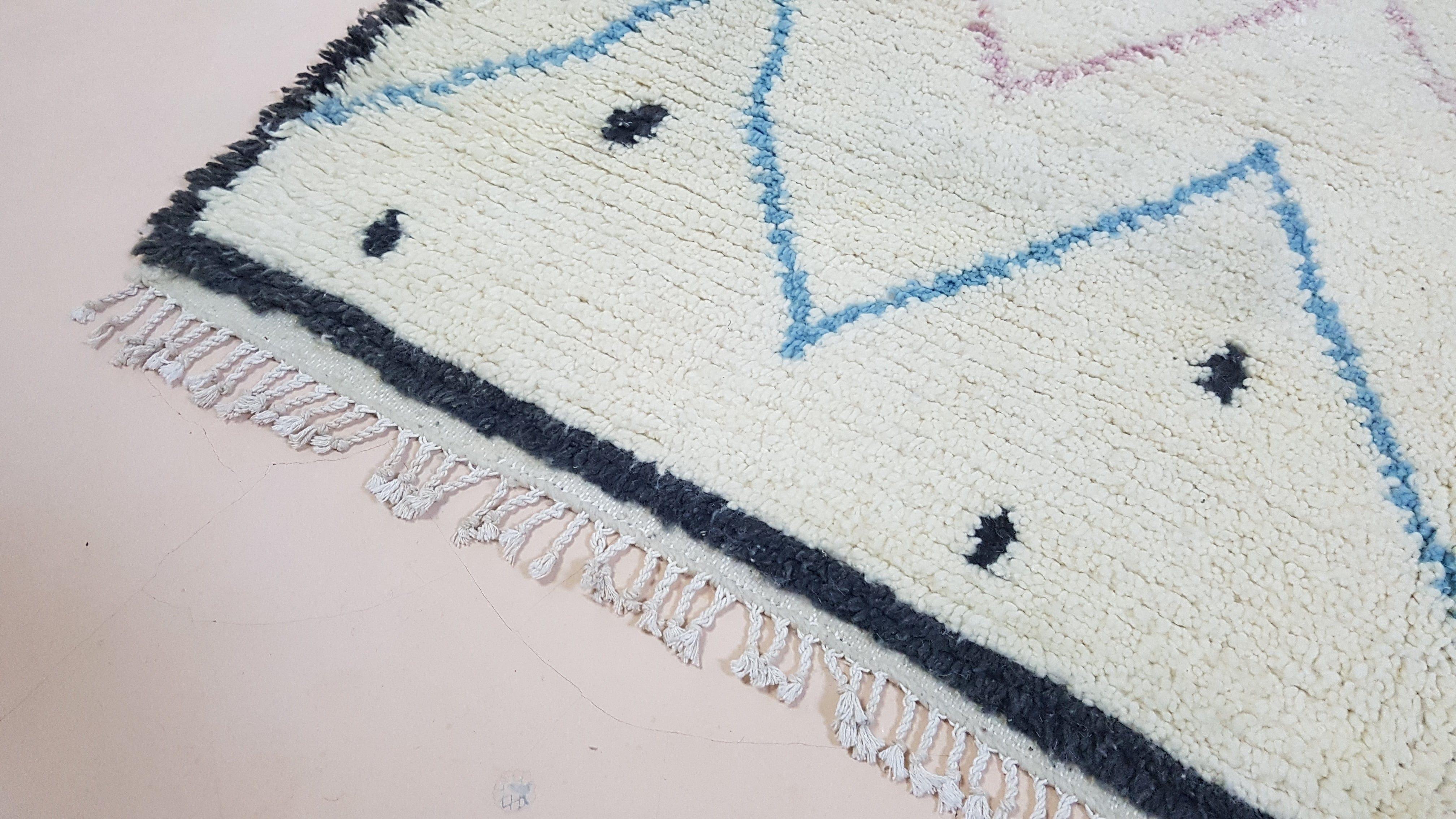 Large Azilal rug, 295 x 190 cm || 9.68 x 6.23 feet - Image 4
