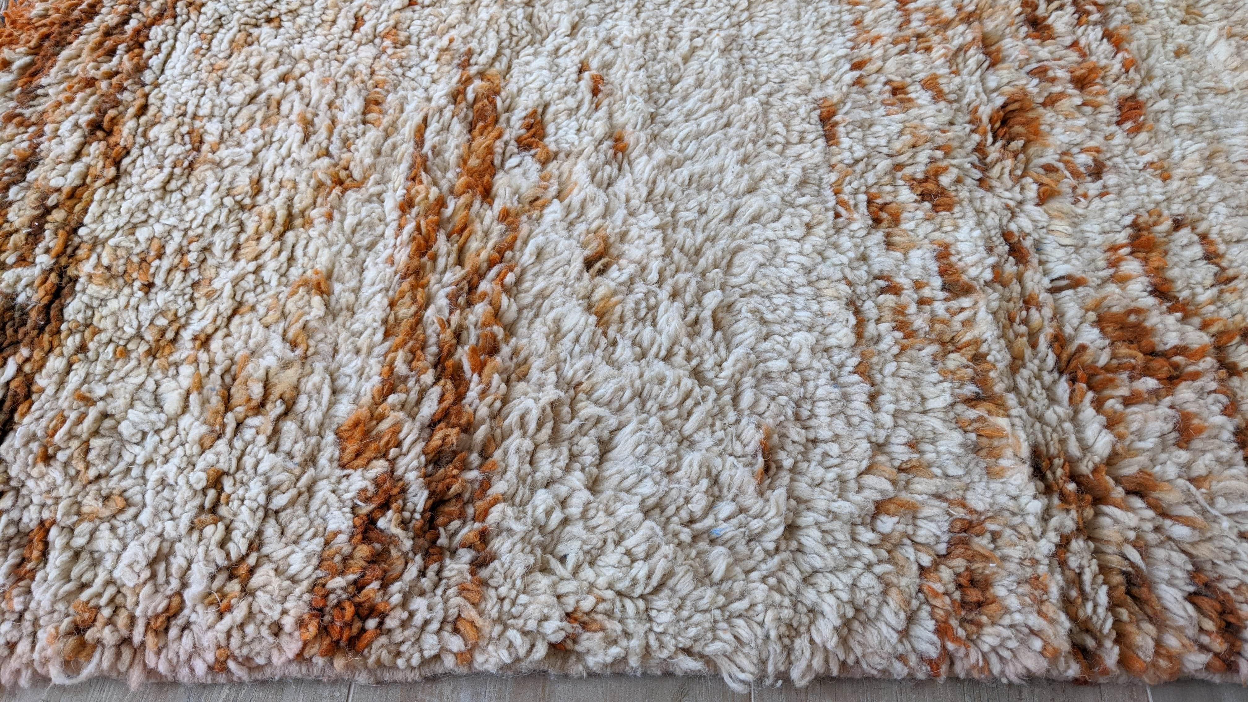 Large Azilal rug, 300 x 215 cm || 9.84 x 7.05 feet - Image 6