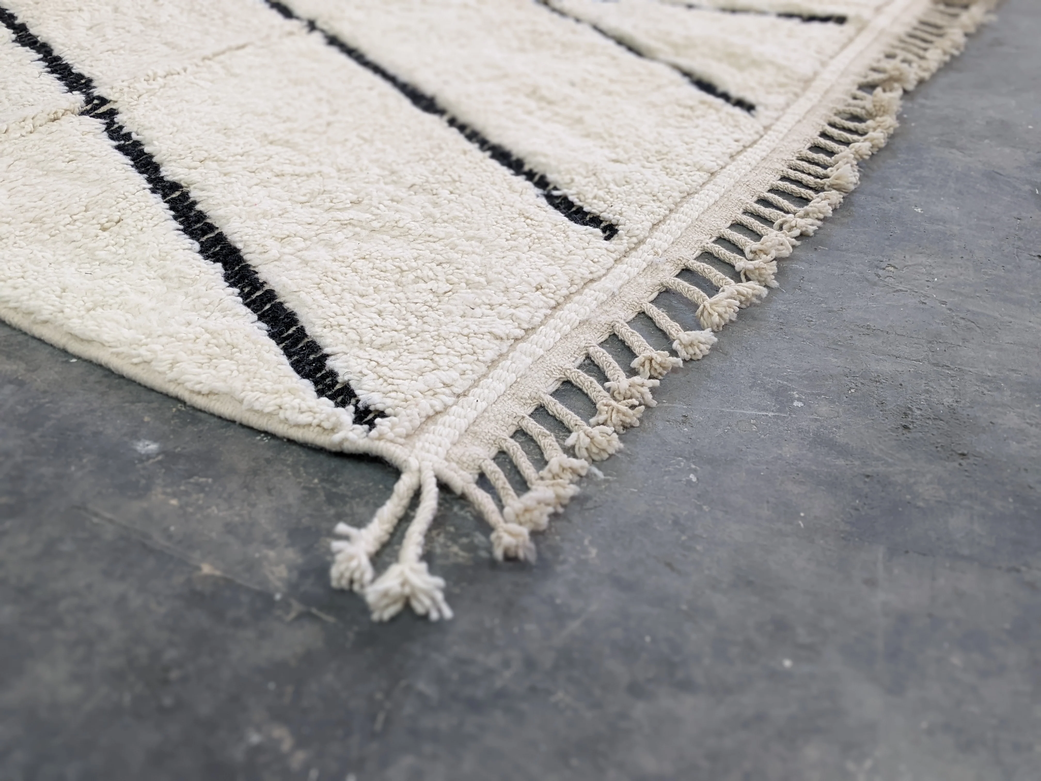 LARGE Beni Ouarain Rug, 300 x 200 cm || 9,84 x 6,56 feet, G-355 - Image 2