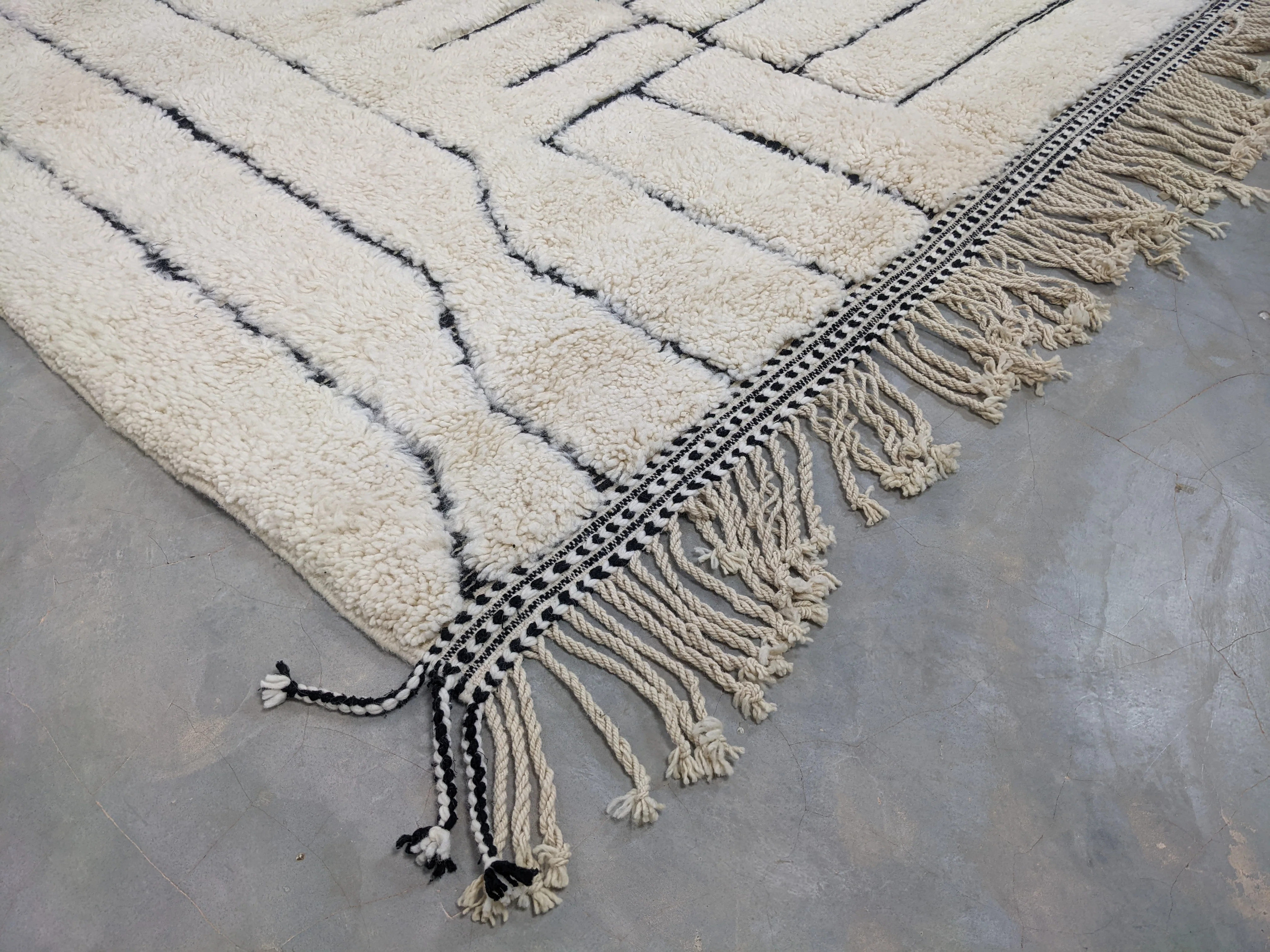 RESERVED FOR TIINA || LARGE Beni Ouarain Rug, 305 x 210 cm || 10,01 x 6,89 feet, G-303 - Image 4