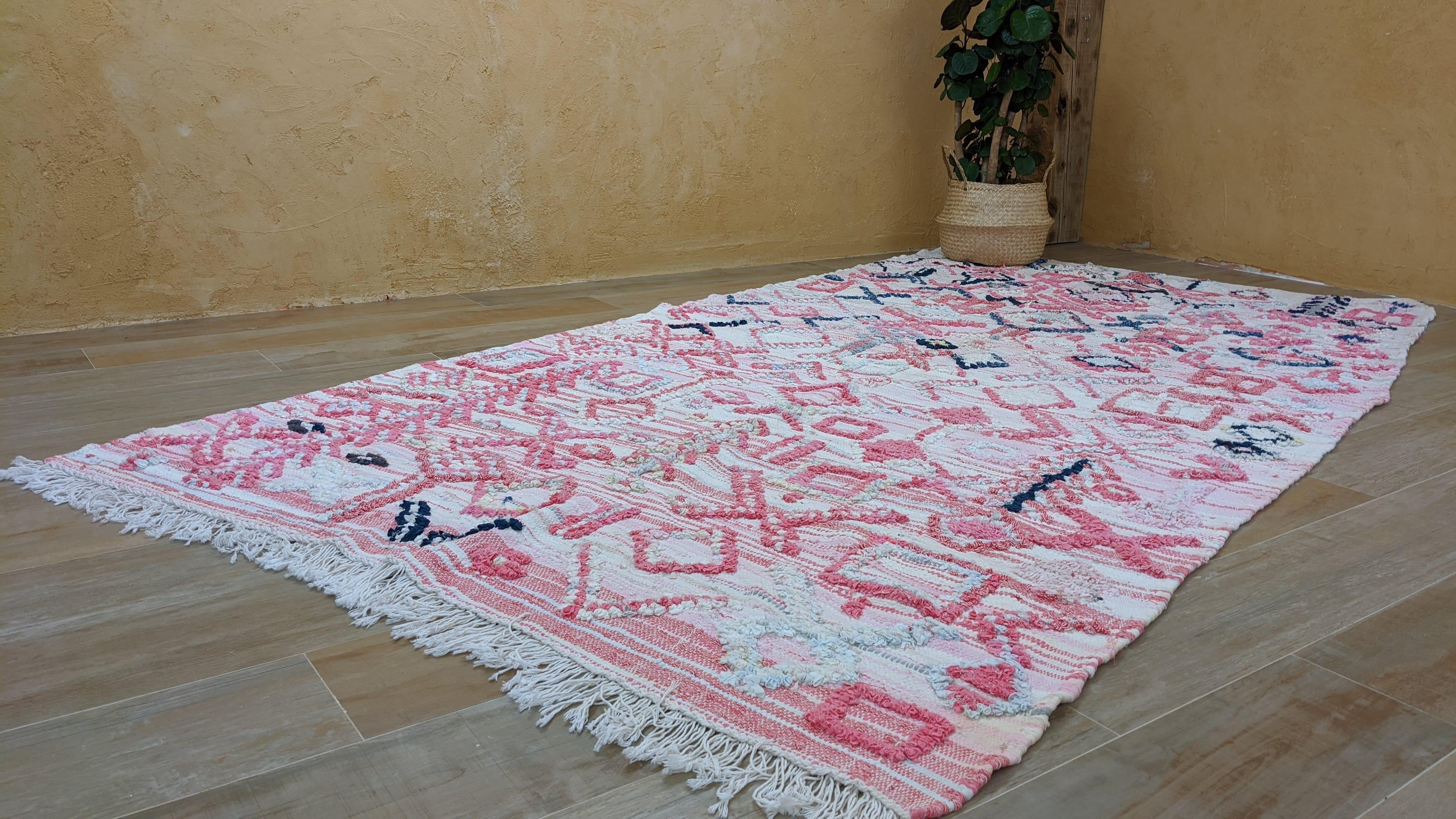 Large Boucherouite Rug, 295 x 155 cm || 9.68 x 5.09 feet - Image 10