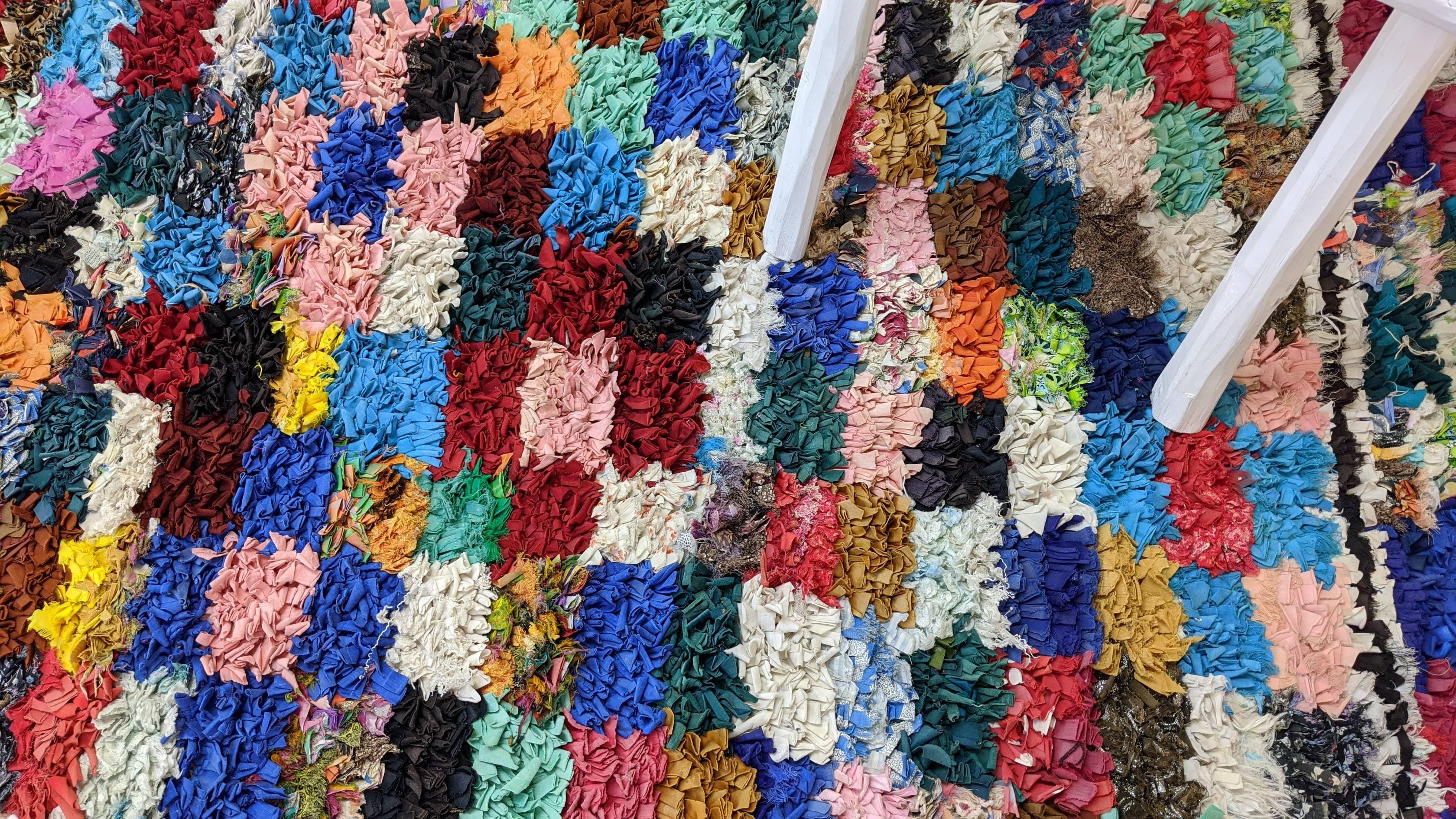 Vintage Boucherouite Rug - 165 x 135 cm || 5.41 x 4.43 feet - Image 3