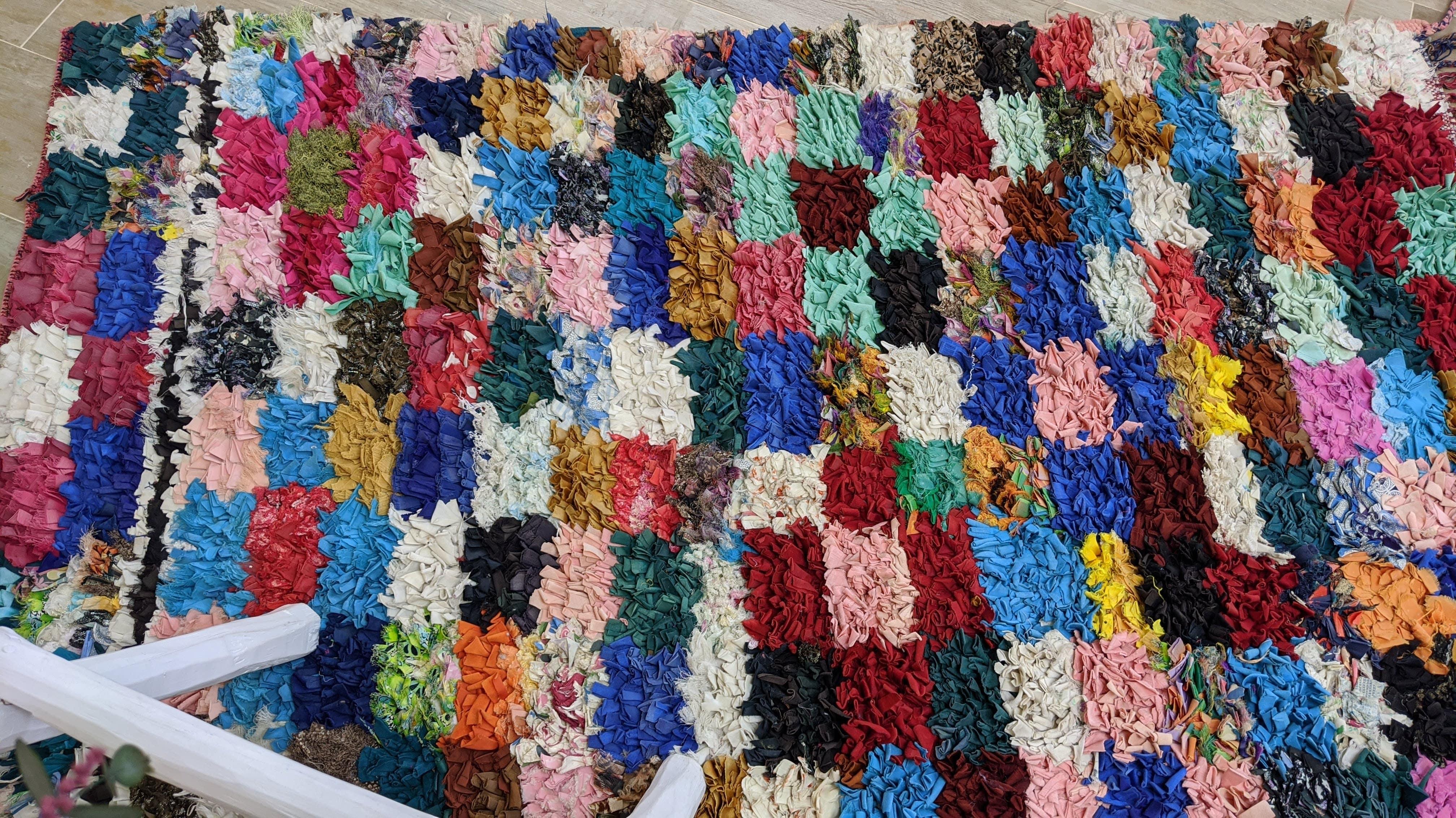 Vintage Boucherouite Rug - 165 x 135 cm || 5.41 x 4.43 feet - Image 4