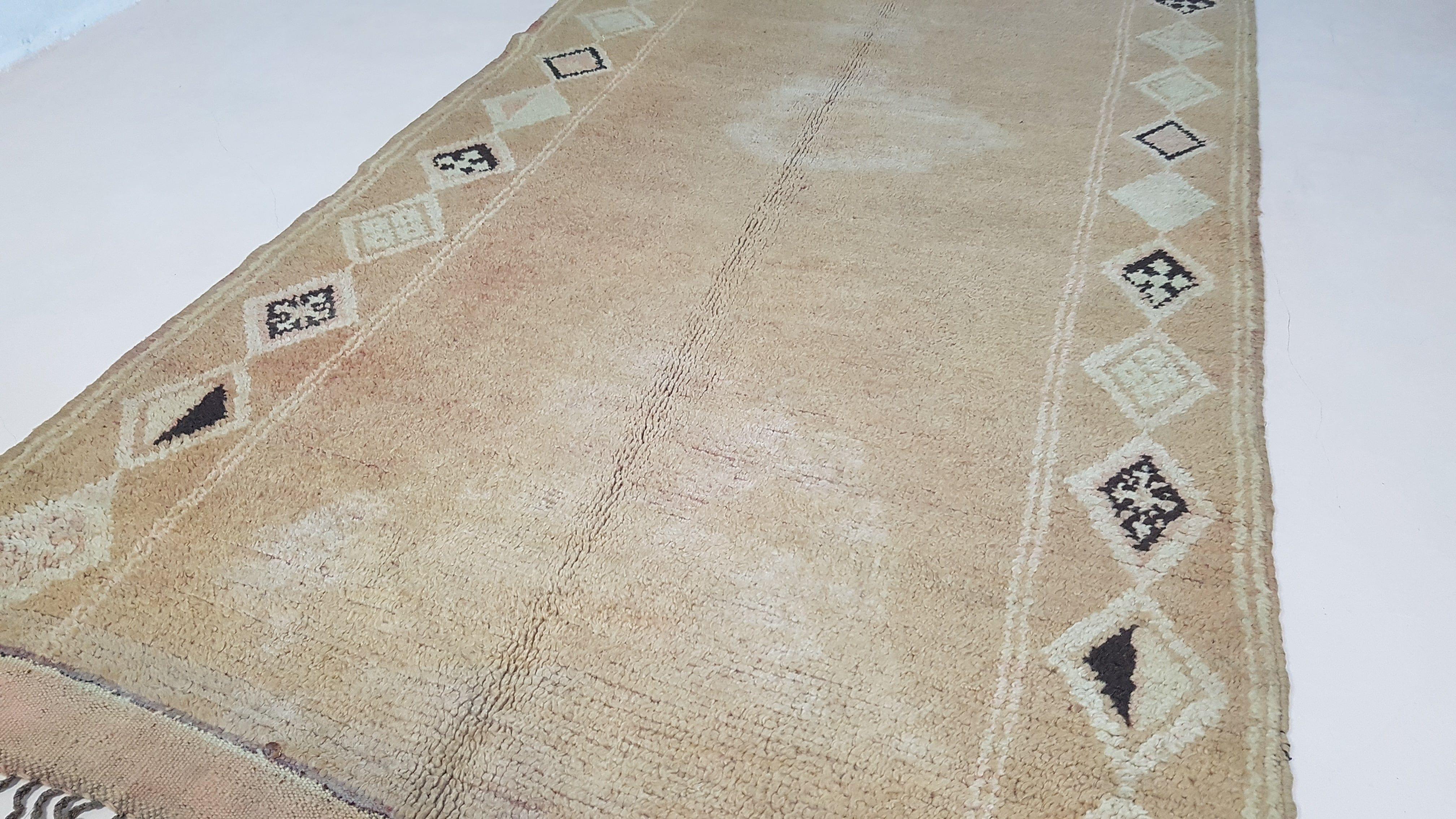 Vintage Boujaad rug, 300 x 130 cm || 9.84 x 4.27 feet - Image 3