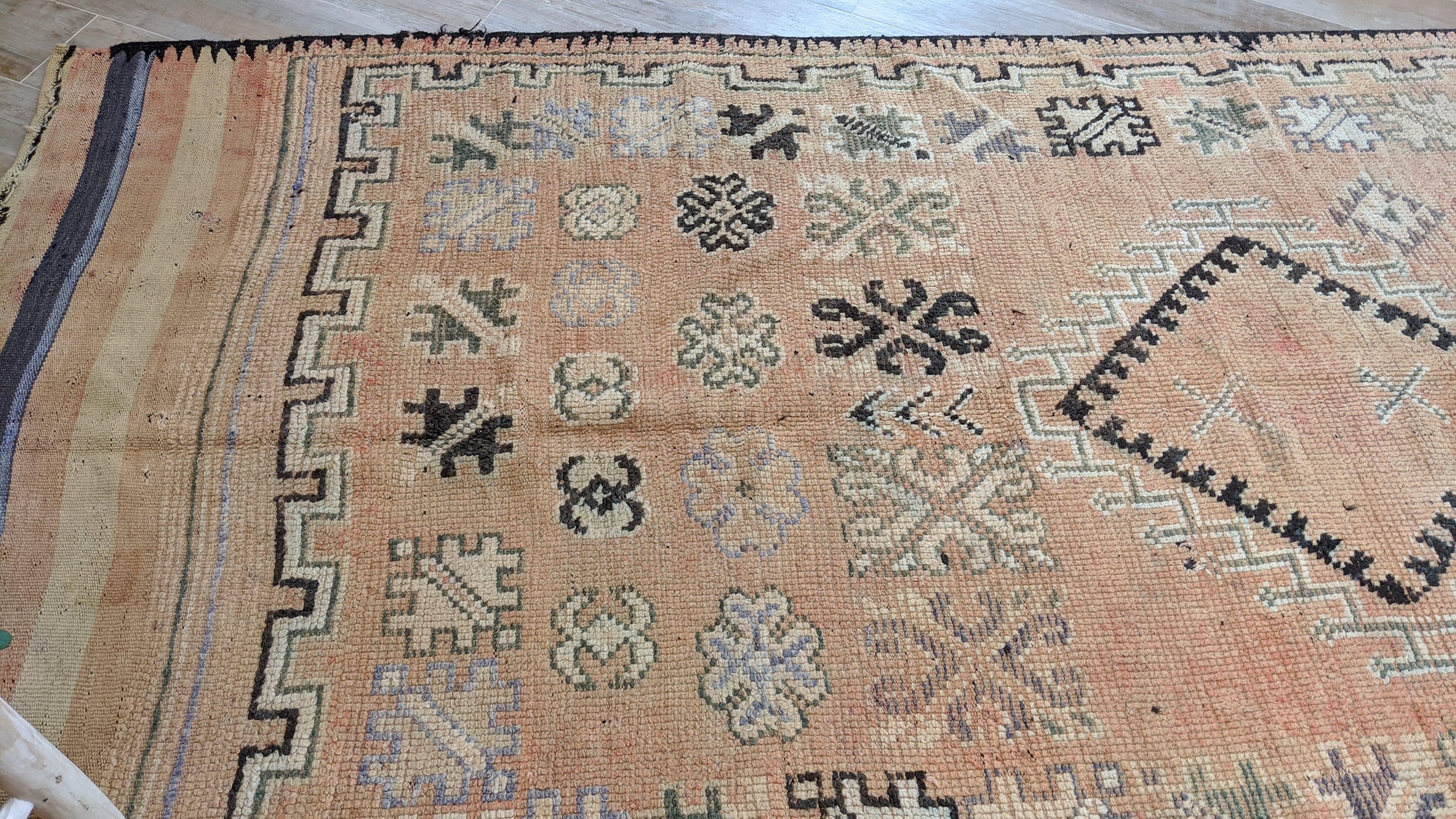 Vintage Boujaad rug, 360 x 175 cm || 11.81 x 5.74 feet - Image 8